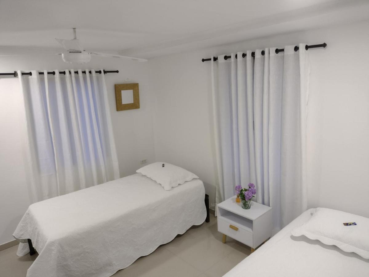 Clementina Hostel Cartagena Exterior photo